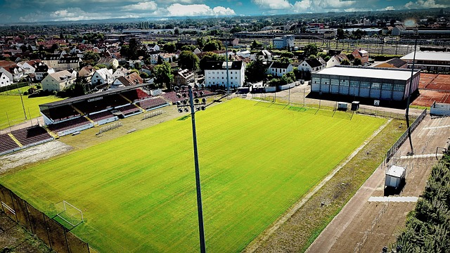 强的防守和 强的防守和