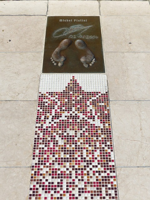 强大的影响 强大的影响